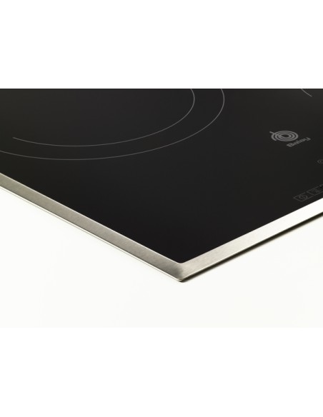 PLACA VITROCERAMICA DE 60cm CON MARCO EN ACERO INOX.